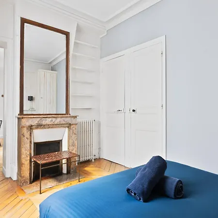 Quartier Champ De Mars Free Netflix Apartamento
