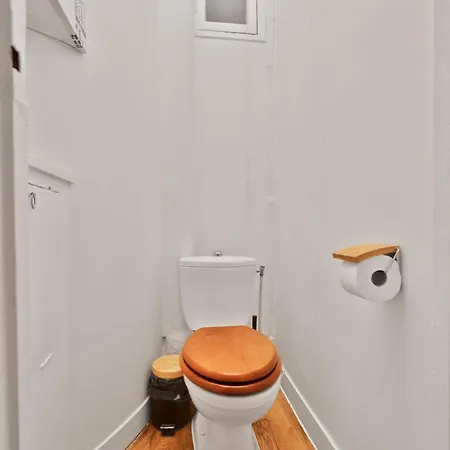 Quartier Champ De Mars Free Netflix * Paris