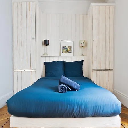 Quartier Champ De Mars Free Netflix *